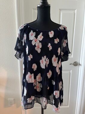 Banana Republic Navy Floral Short-Sleeve Blouse